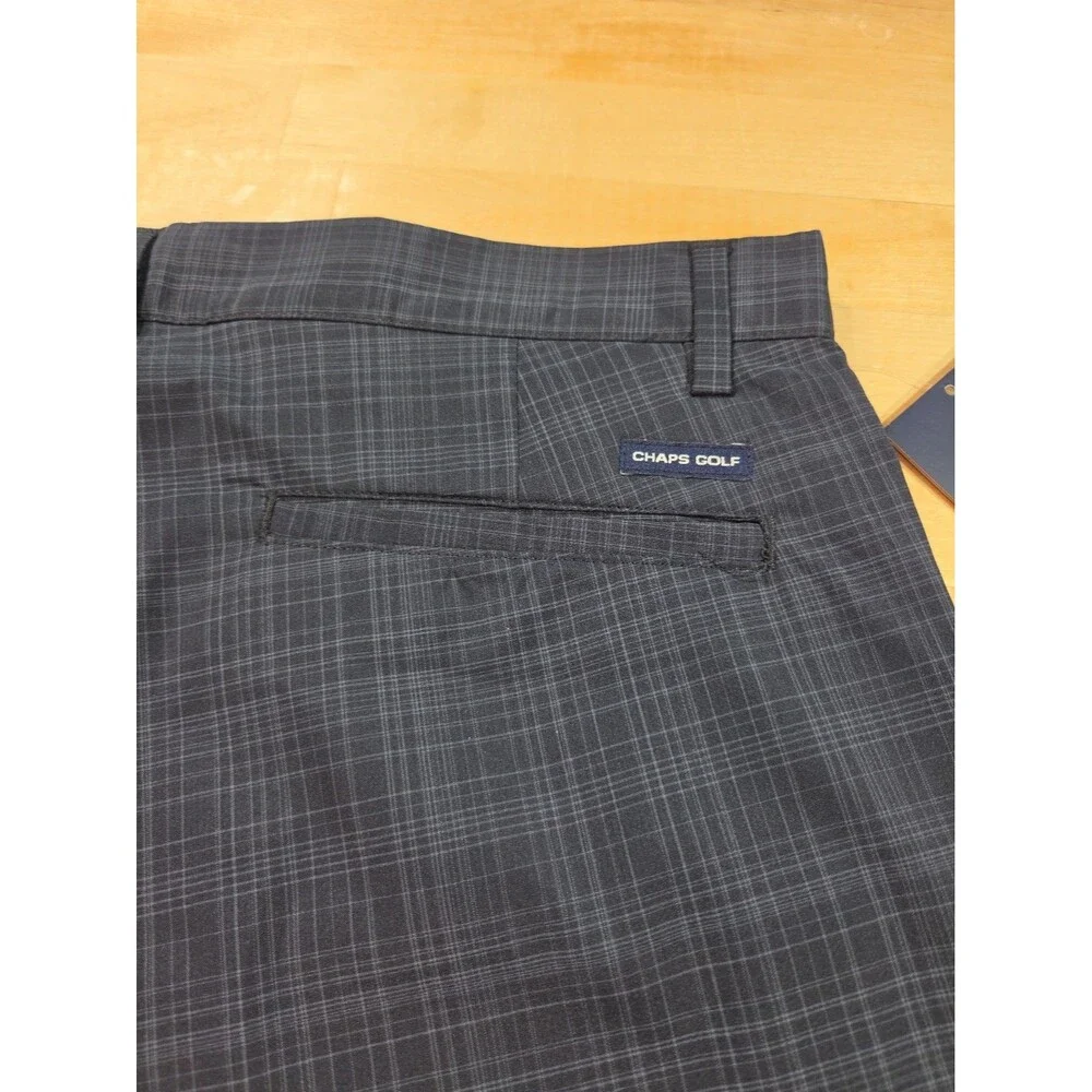 Chaps Shorts Mens Size 34 Black Gray Plaid Golf 78 Performance Short NWT